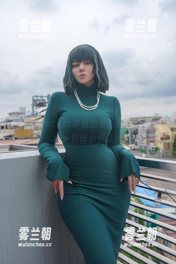 Alina Becker Alina Becker学姐的美图更新,引发我的一阵阵小羡慕!